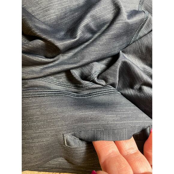 Outdoor‎ Voices Warmup 3/4 Legging in All Gray Waistband Back Pocket Size XL - Picture 10 of 10